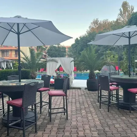 Бахами Резиденс 3* Sunny Beach